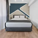Zeluxe Aparthotel