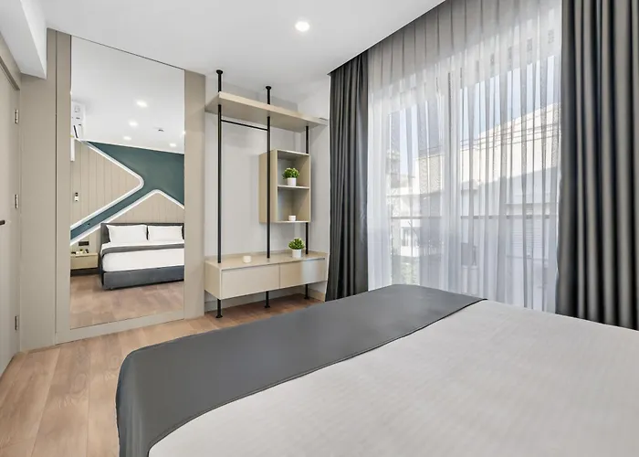 Aparthotel Zeluxe 4*